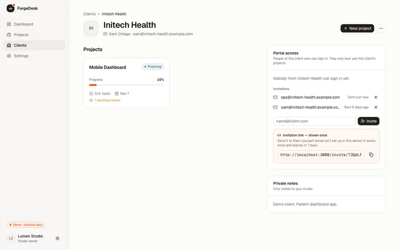 Single-use client invitation